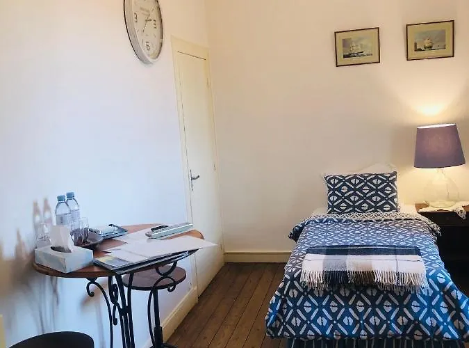 Le Vieux Manoir Bed & Breakfast Carolles